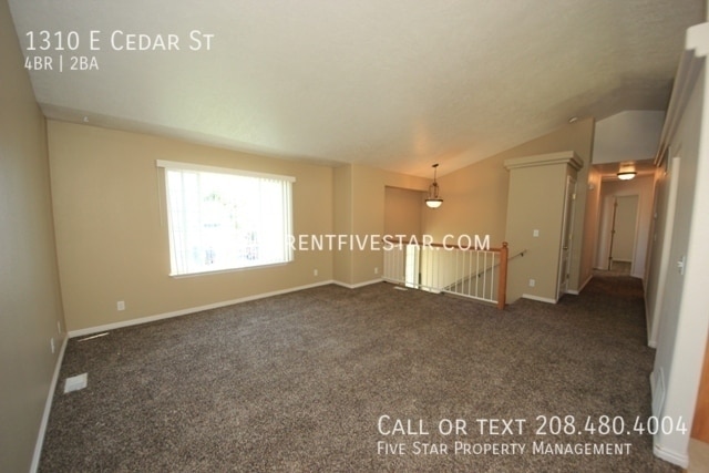1310 E Cedar St in Pocatello, ID - Building Photo - Building Photo