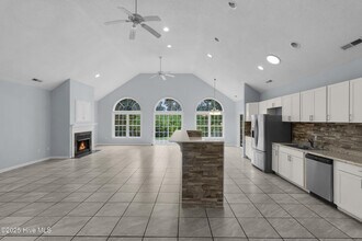 907 Port Royal Ct in New Bern, NC - Building Photo - Building Photo