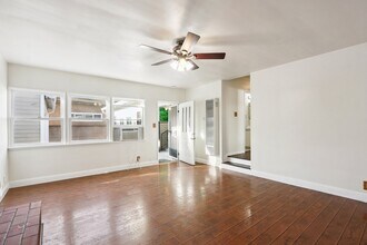 8426 Alverstone Ave in Los Angeles, CA - Building Photo - Building Photo