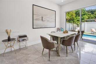 3333 SW 29th Terrace in Miami, FL - Building Photo - Building Photo