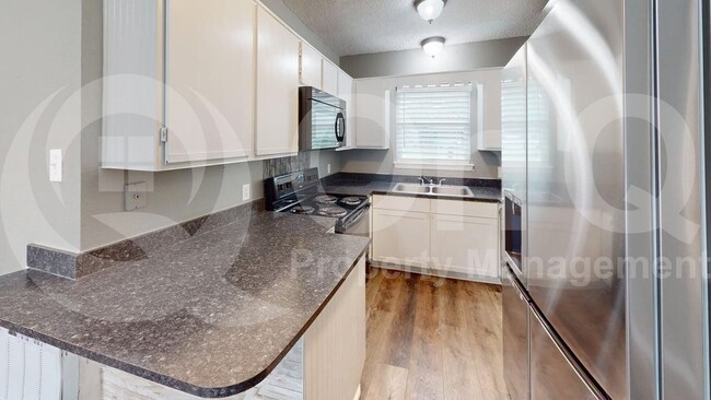 property at 2420 Moneda St