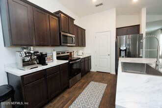 12534 Russian Olive Rd in Jacksonville, FL - Building Photo - Building Photo