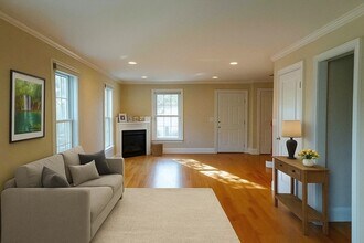 171 N Main St in Natick, MA - Building Photo - Building Photo