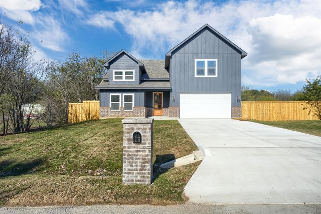 1115 Bell St in Arlington, TX - Building Photo