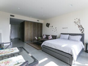 1 West End Ave in New York, NY - Building Photo - Building Photo