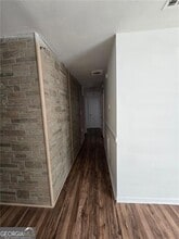 2850 Middleburg Dr in Atlanta, GA - Building Photo - Building Photo