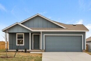 10701 Revolver Dr, Unit 11-1132 in Fort Worth, TX - Building Photo