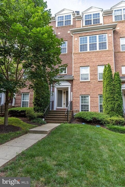 13538 Waterford Hills Blvd in Germantown, MD - Building Photo
