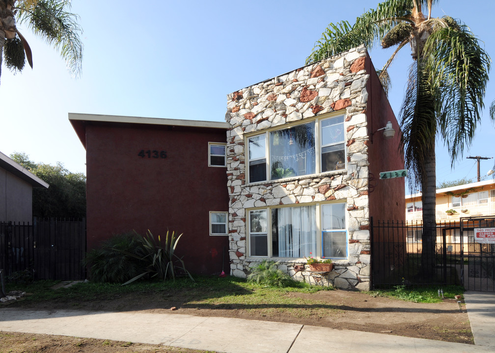 4136 Palmwood Dr in Los Angeles, CA - Building Photo