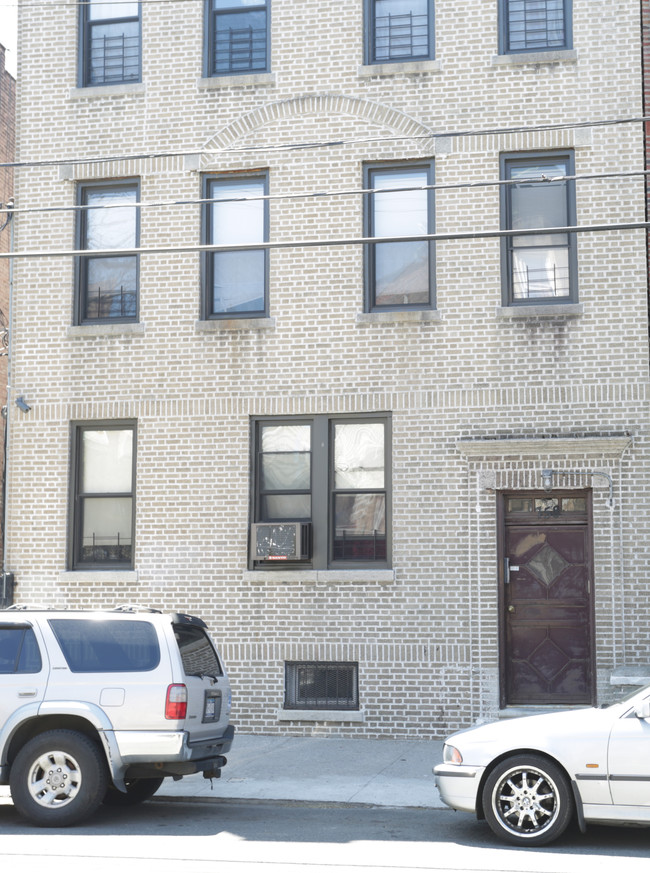 758 S Oak in Bronx, NY - Building Photo - Building Photo