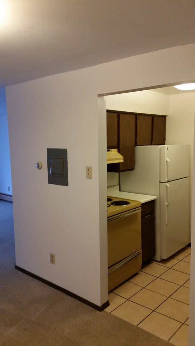 Indrive Apartments in Verona, WI - Foto de edificio - Building Photo