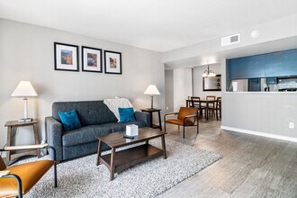 4400 Memorial Dr in Houston, TX - Building Photo - Building Photo