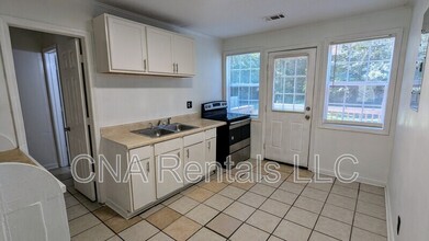370 Roosevelt Cir NE in Marietta, GA - Building Photo - Building Photo