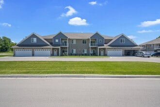 Mulliner Crossing in Hobart, WI - Building Photo - Building Photo