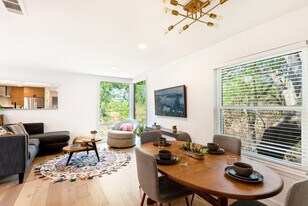 2906 Westhill Dr, Unit SI ID1054230P in Austin, TX - Building Photo