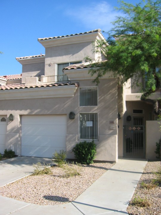 1747 E Northern Ave, Unit 273 in Phoenix, AZ - Building Photo