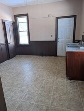 210 E Cambridge St in Alliance, OH - Building Photo - Building Photo