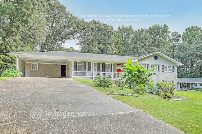 property at 3086 Tolbert Dr
