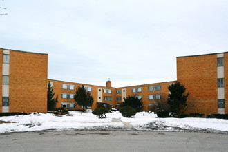 2515-2517 W Jerome St in Chicago, IL - Foto de edificio - Building Photo