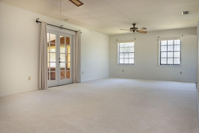 1320 Humphrey Blvd in Deltona, FL - Building Photo - Building Photo