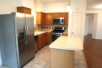 19306 Wading River Dr in Tomball, TX - Building Photo - Building Photo