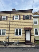 13 Telescope St in Pittsburgh, PA - Building Photo