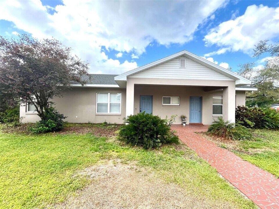 70 Powell Rd in Winter Haven, FL - Building Photo