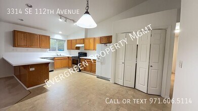 3314 SE 112th Ave in Portland, OR - Building Photo - Building Photo