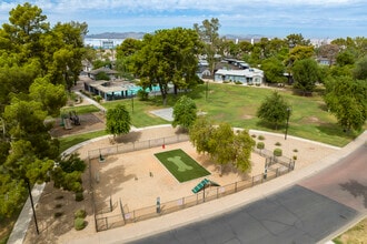 Park Shadows in Goodyear, AZ - Foto de edificio - Building Photo