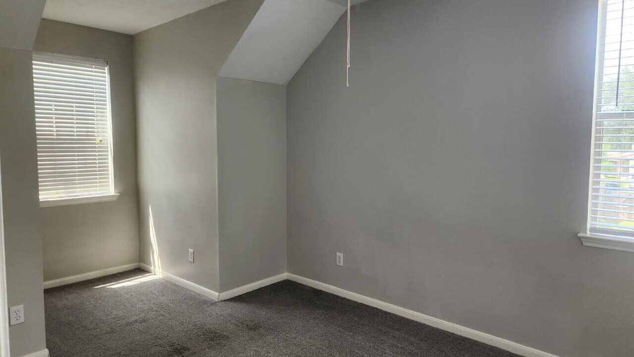 11735 Alief Clodine Rd in Houston, TX - Building Photo