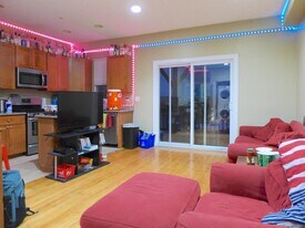 50 Fisher Ave in Boston, MA - Building Photo