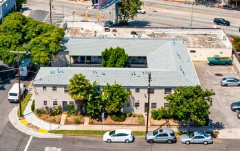 2508 Naples Ave in Venice, CA - Building Photo - Building Photo