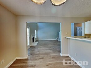 4151 Ravenwood Ct in Union City, GA - Building Photo - Building Photo