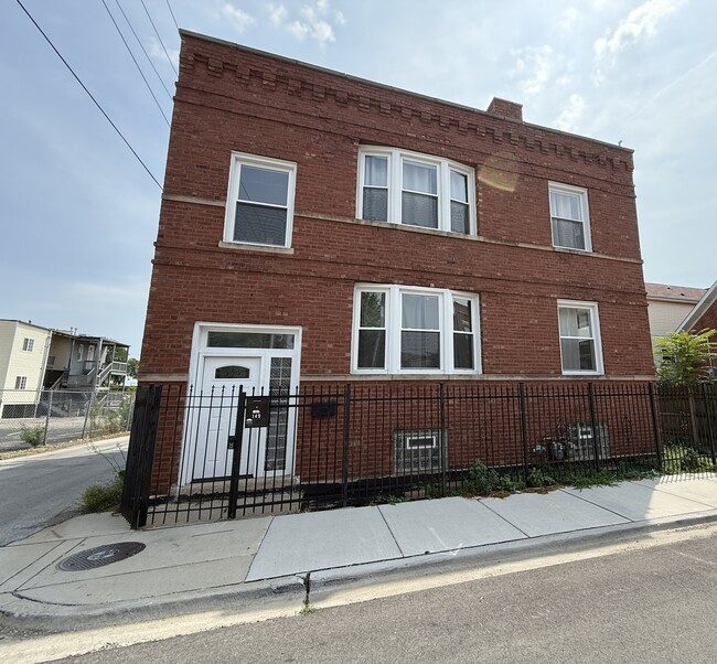 property at 149 S Washtenaw Ave.