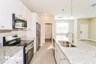 2727 Rockford Ave SE in Palm Bay, FL - Building Photo - Building Photo