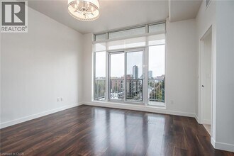 191 King St S in Waterloo, ON - Building Photo - Building Photo