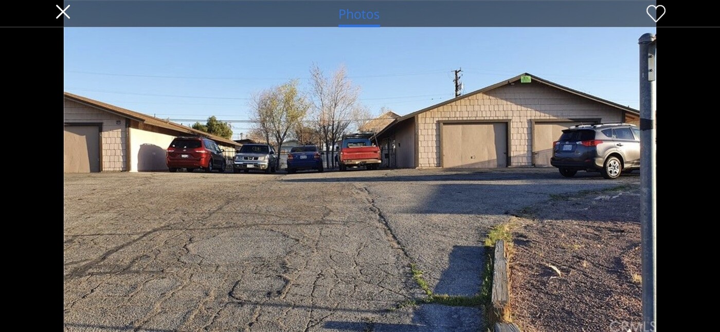 25547 Main St, Unit B in Barstow, CA - Building Photo