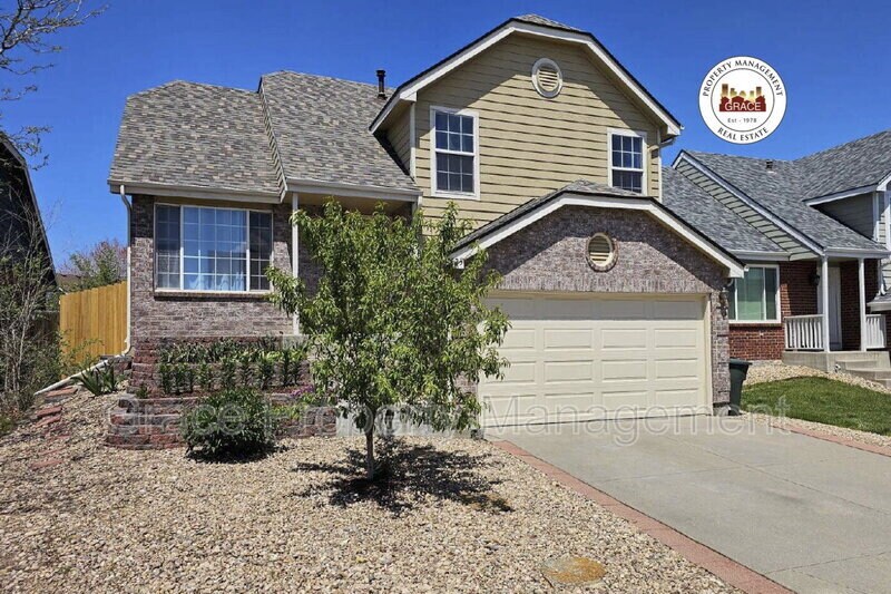 325 W 116th Ave in Northglenn, CO - Building Photo