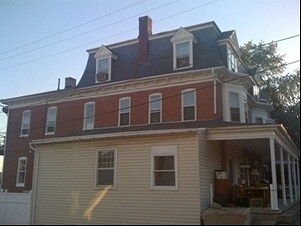 200 W Market St in Hellam, PA - Foto de edificio