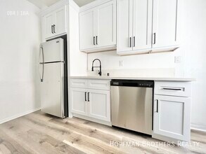 1518 S Hope St, Unit 3 in Los Angeles, CA - Building Photo - Building Photo