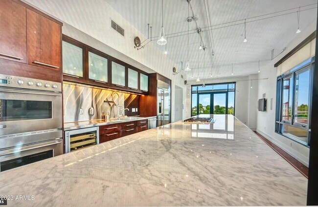 7301 E 3rd Ave, Unit 401 in Scottsdale, AZ - Building Photo - Building Photo