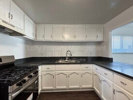 1427 Hoover Ave in National City, CA - Building Photo