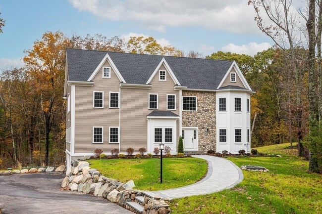 property at 15 Anna Pl