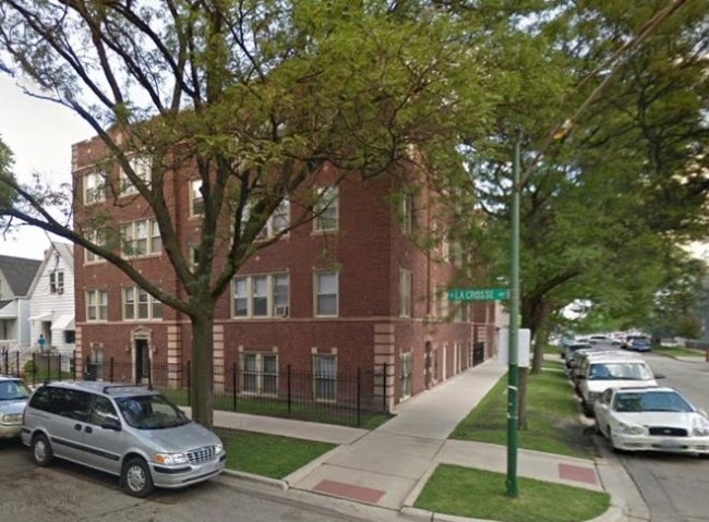 4810 W Cortland St in Chicago, IL - Building Photo - Building Photo