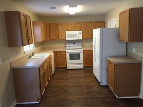 14 Hidden Lakes Ln in Bluffton, SC - Building Photo - Building Photo