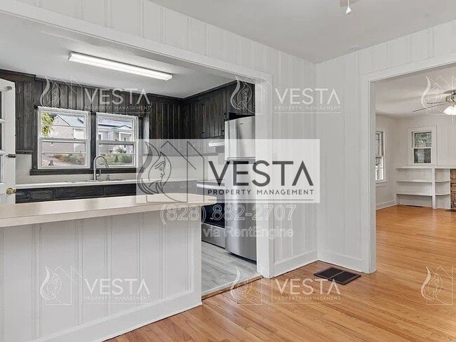 34 Huffman Rd in Asheville, NC - Building Photo - Building Photo