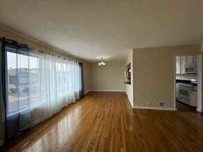 211 Catalina Ave in Pacifica, CA - Building Photo - Building Photo