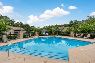 Central Highland Apartments in Phenix City, AL - Building Photo