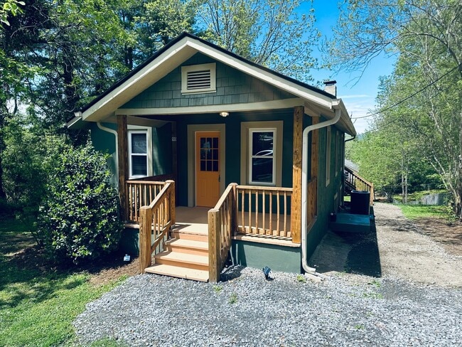 property at 90 Hampton St