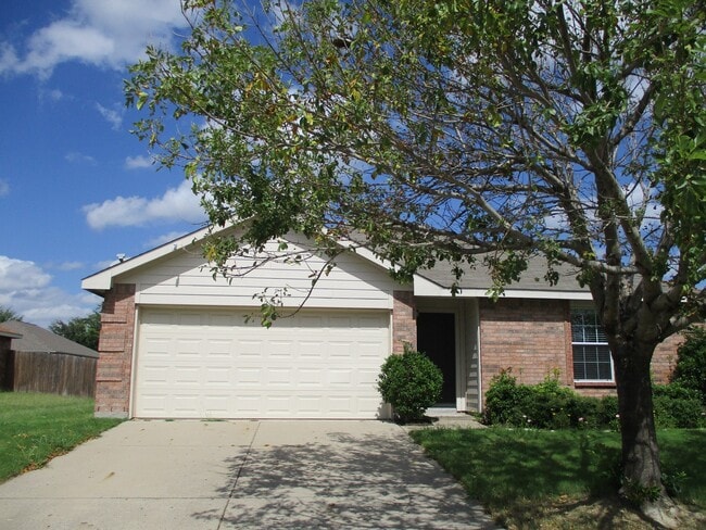 property at 2704 Redwood St